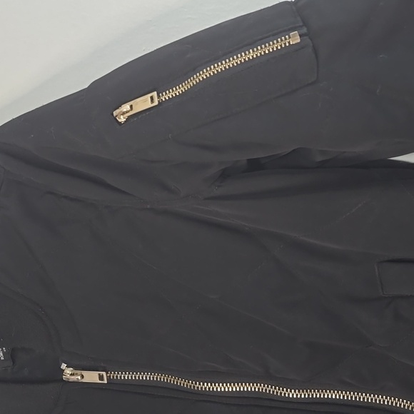 Set of 2 Bomber Jackets Black and Green - Picture 10 of 13